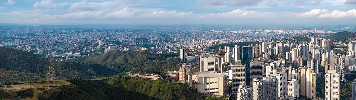 Vista aérea de Belo Horizonte a partir do sul, Minas Gerais